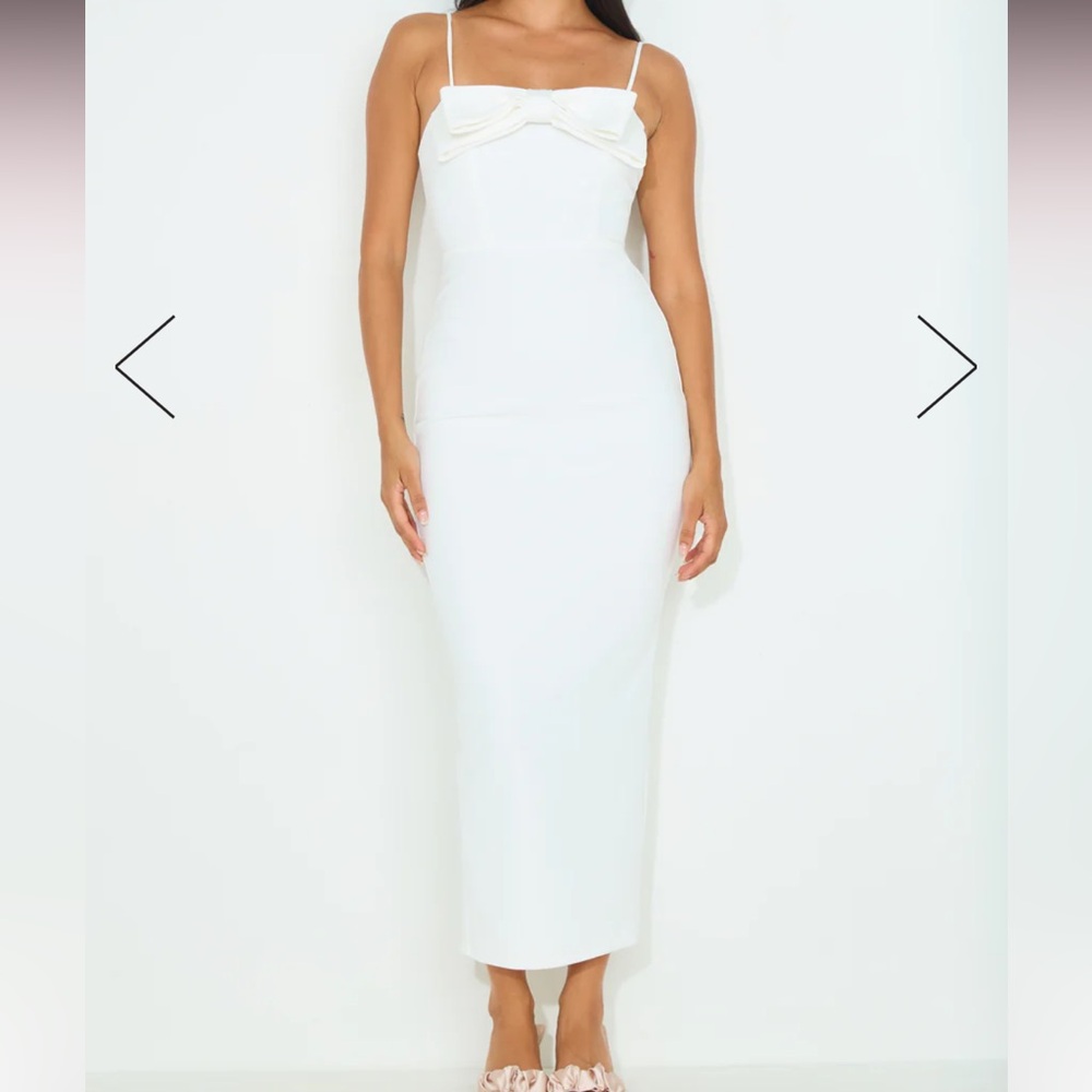 Hello Molly size L white fitted long bow dress. New with tags, never worn.